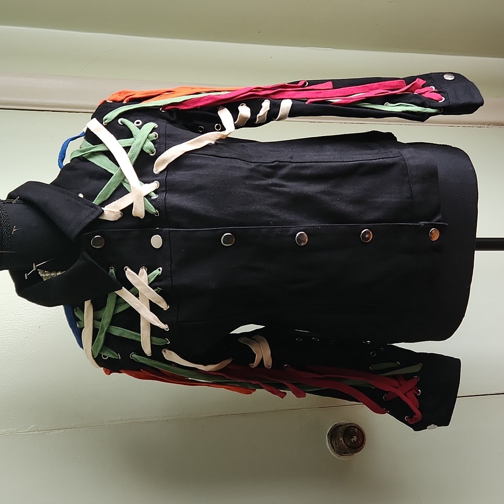 Beautiful black jean jacket.